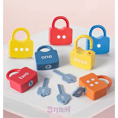 Іграшка Монтессорі Розвиваючі замочки з цифрами та ключами Різні кольори (20 деталей) фотографія 4